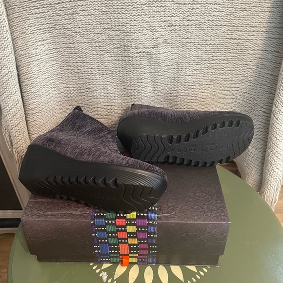 CHARLIE MEV MEMORY FOAM WEDGES . SIZE 6.5 - Picture 4 of 6